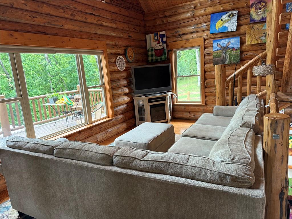 650 Cabin Cove Lane, Moravian Falls, North Carolina image 7