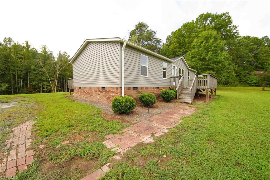 3562 Us Highway 311 Hwy, Pine Hall, North Carolina image 9