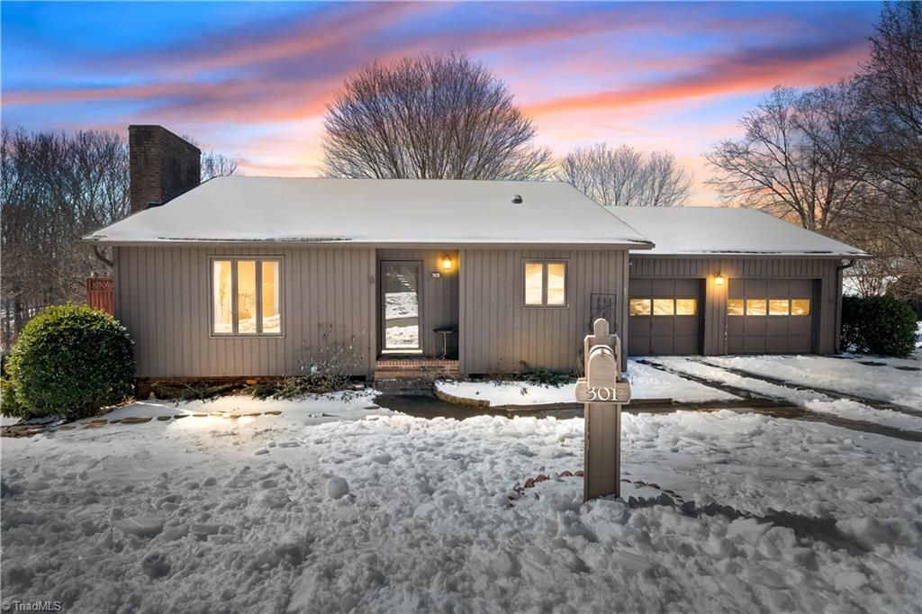 Photo of 301 Bexley Drive, Winston-Salem, NC 27104 (MLS # 1207958)