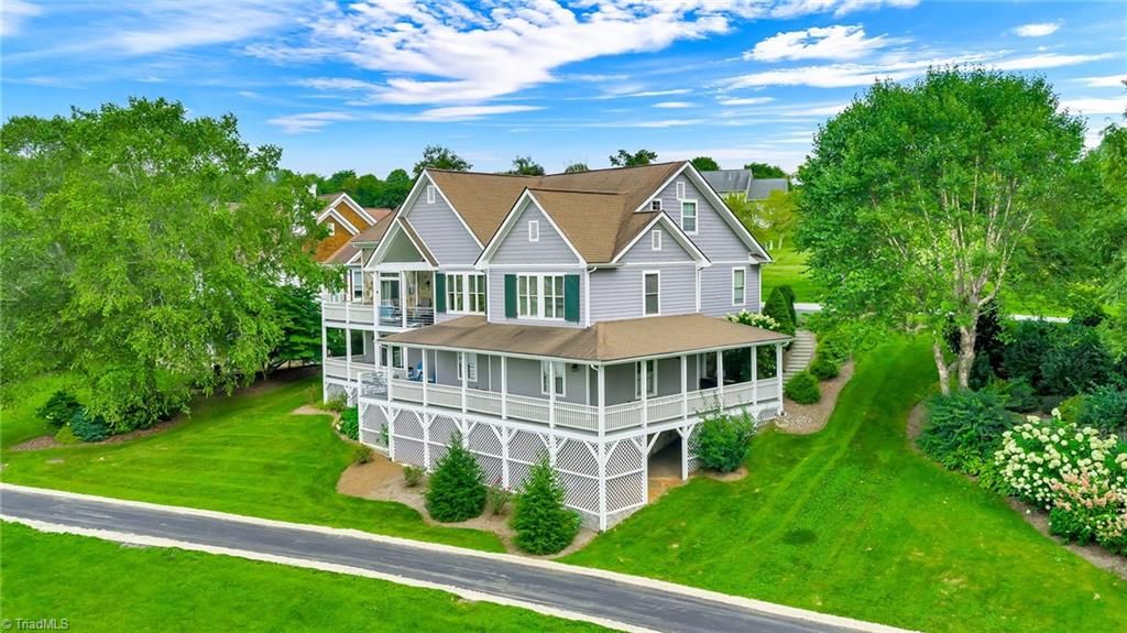 Photo of 342 Birkdale Ridge, Jefferson, NC 28640 (MLS # 1200275)