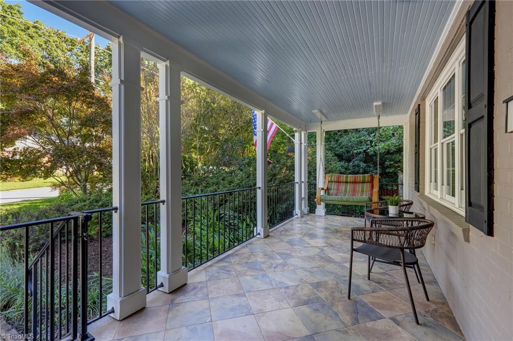 Photo of 1413 Seminole Drive, Greensboro, NC 27408 (MLS # 1237193)