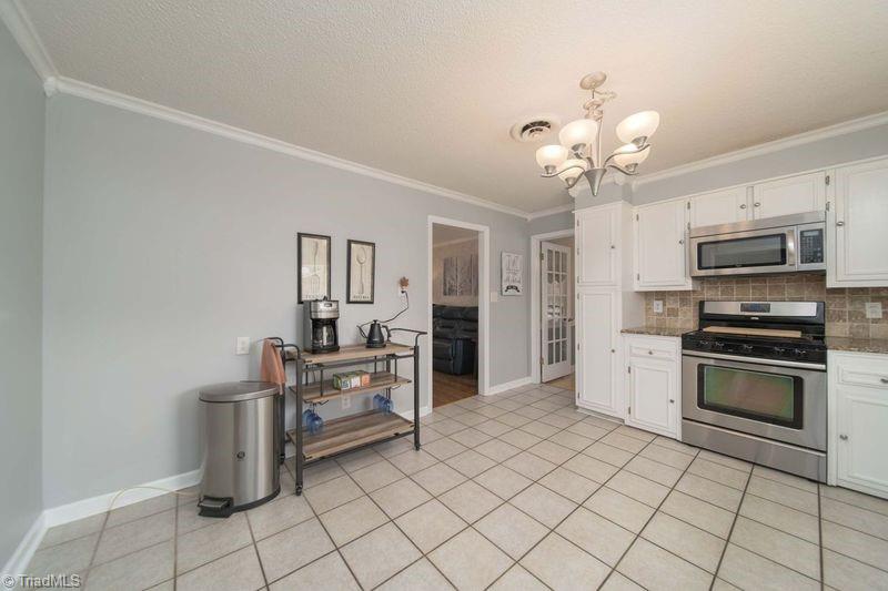 806 Branchwood Drive, Kernersville, North Carolina image 11