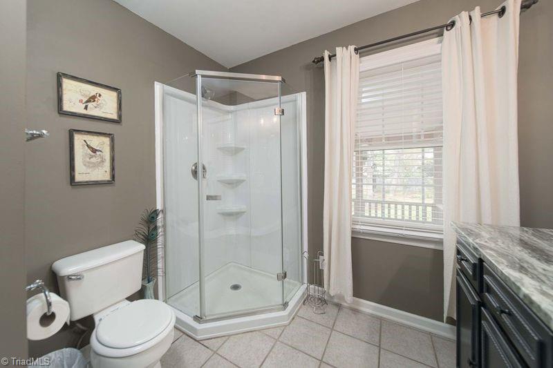 806 Branchwood Drive, Kernersville, North Carolina image 17