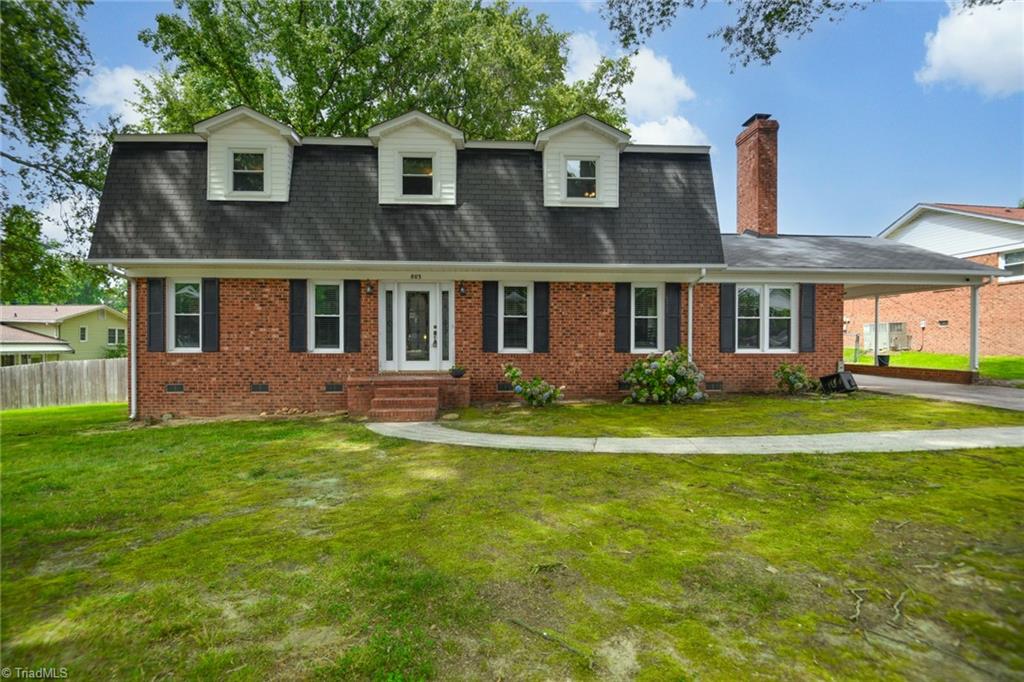 High Point, North Carolina 27265, United States, 4 Bedrooms Bedrooms, ,3 BathroomsBathrooms,Residential,Pending,161429