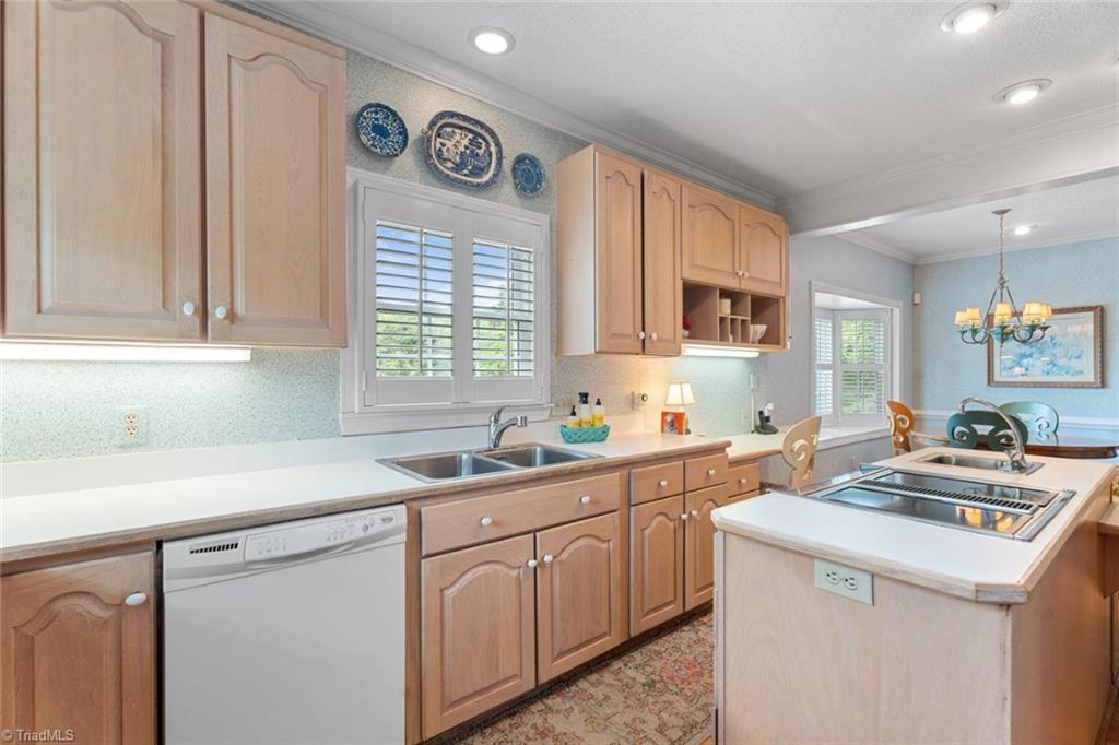 985 Longreen Drive, Kernersville, North Carolina image 17