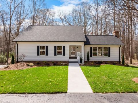 Homes For Sale - 270 Sweet Autumn Lane<br/> Lexington, NC 27295