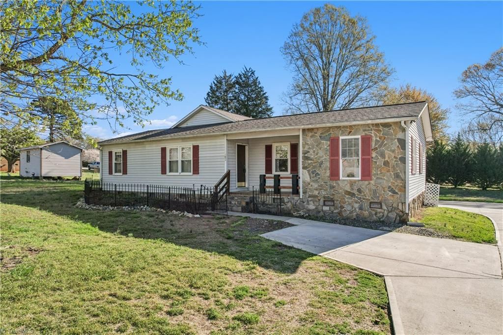 Photo of 107 S Hambley Street, Rockwell, NC 28138 (MLS # 1213037)