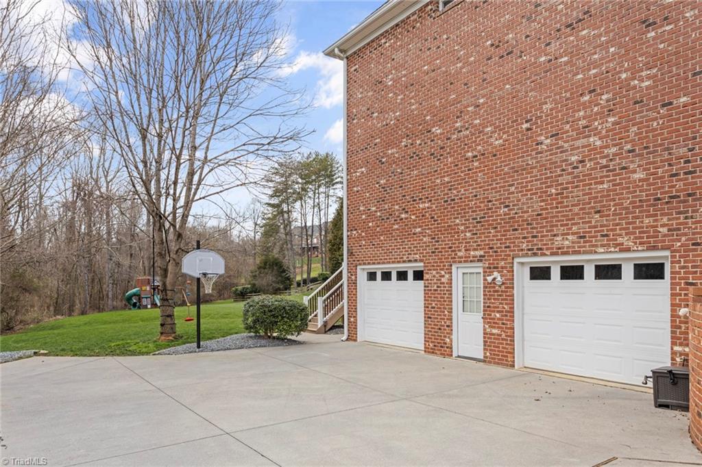 Photo 41 of 48 of 3715 Rosebriar Lane house