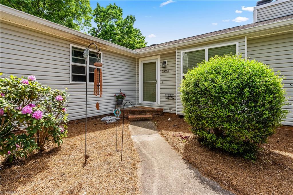 5923 Suncreek Court, Raleigh, North Carolina image 3