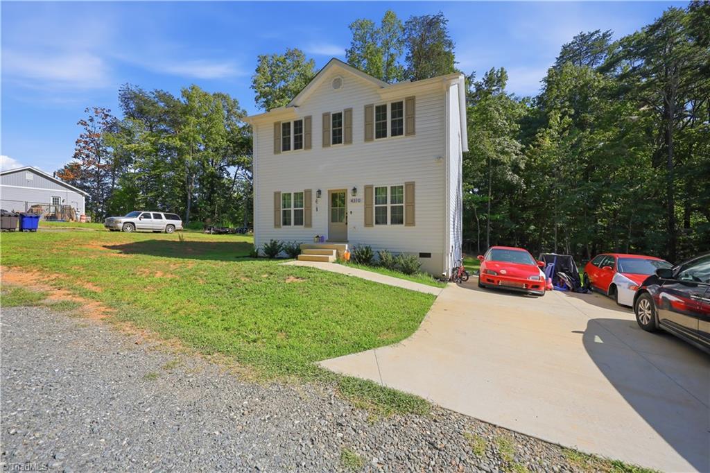 Photo of 4310 Oak Ridge Drive, Winston-Salem, NC 27105 (MLS # 1231824)
