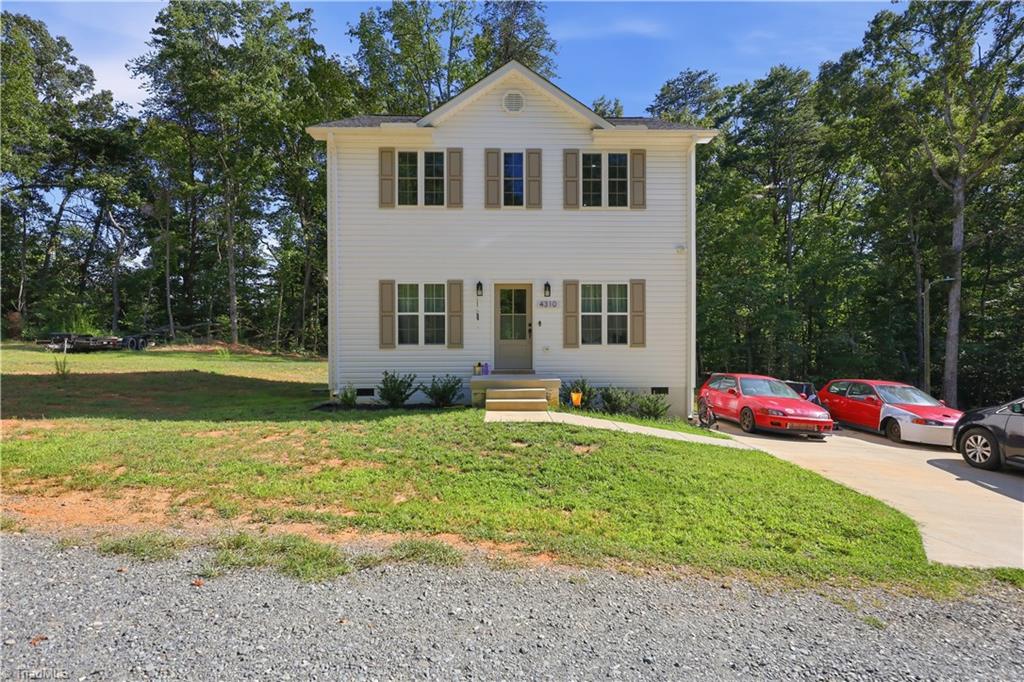 Photo of 4310 Oak Ridge Drive, Winston-Salem, NC 27105 (MLS # 1231824)