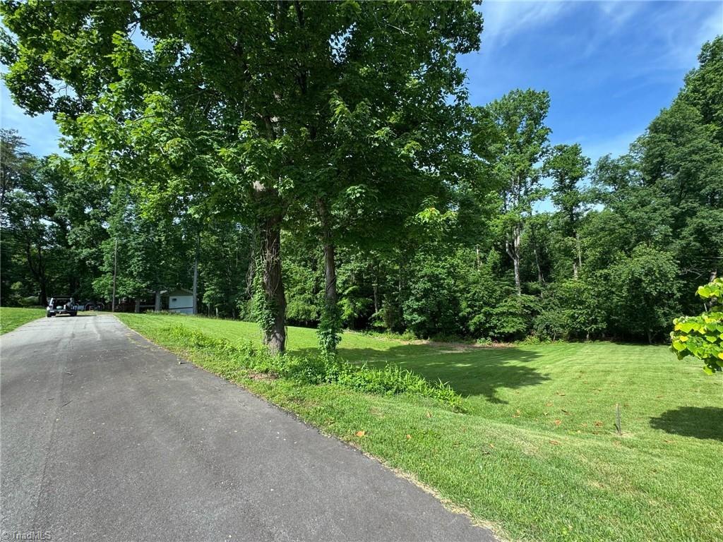 000 S Brenhaven Drive, Elkin, North Carolina image 8