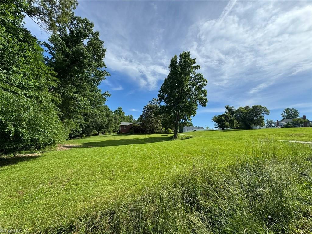 000 S Brenhaven Drive, Elkin, North Carolina image 20