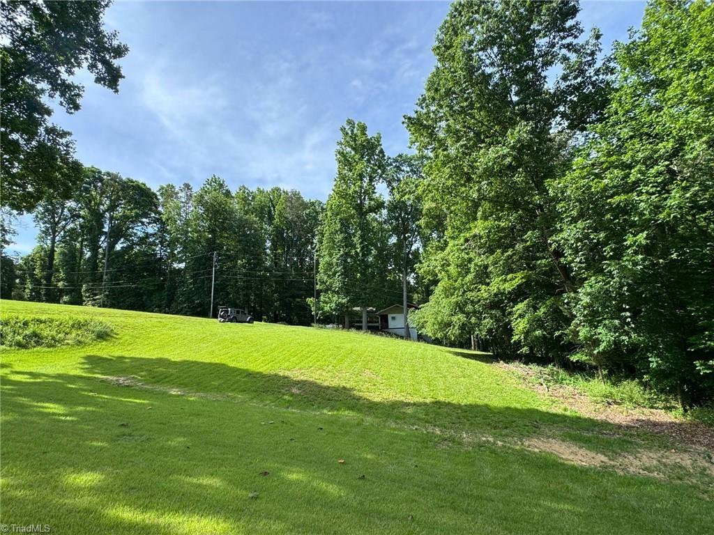 000 S Brenhaven Drive, Elkin, North Carolina image 5
