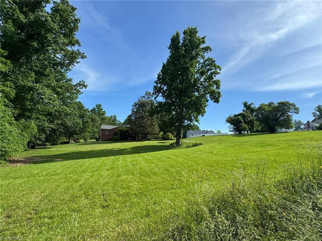 000 S Brenhaven Drive, Elkin, North Carolina image 12