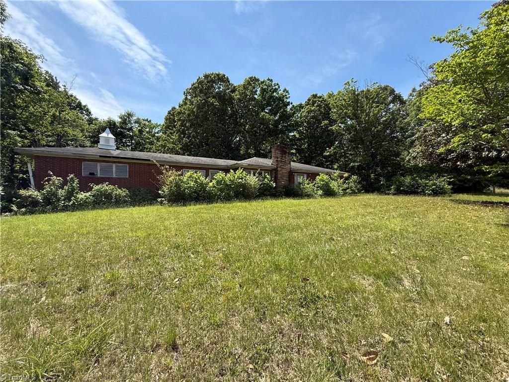 Photo of 1711 Sheffield Road, Mocksville, NC 27028 (MLS # 1217503)