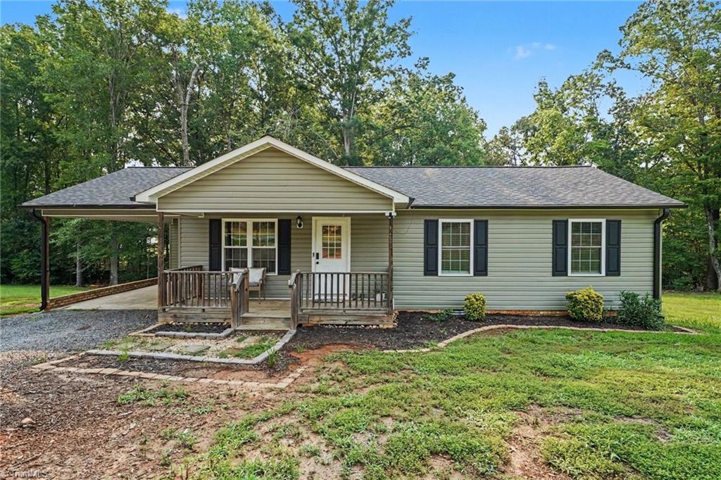 Photo of 3756 Hoover Hill Road, Trinity, NC 27370 (MLS # 1229231)