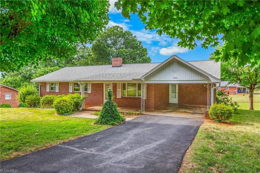 Photo of 5500 Rozianna Drive, Winston-Salem, NC 27106 (MLS # 1224499)
