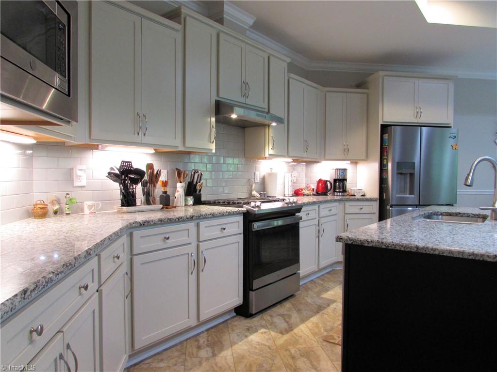 3766 Echo Forest Trail, High Point, North Carolina image 17
