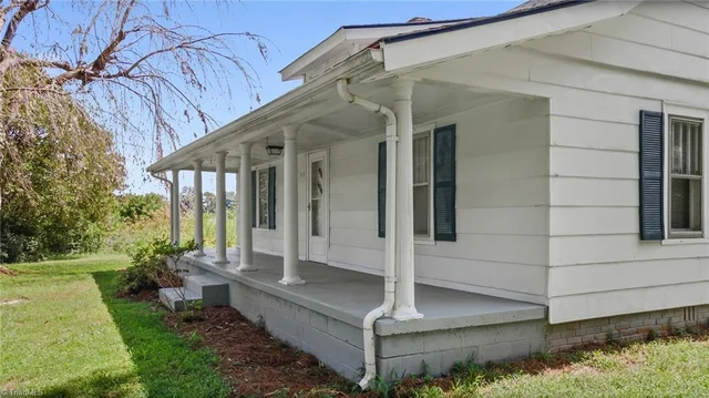 113 Kudzu Creek Trail, photo 3 of 50