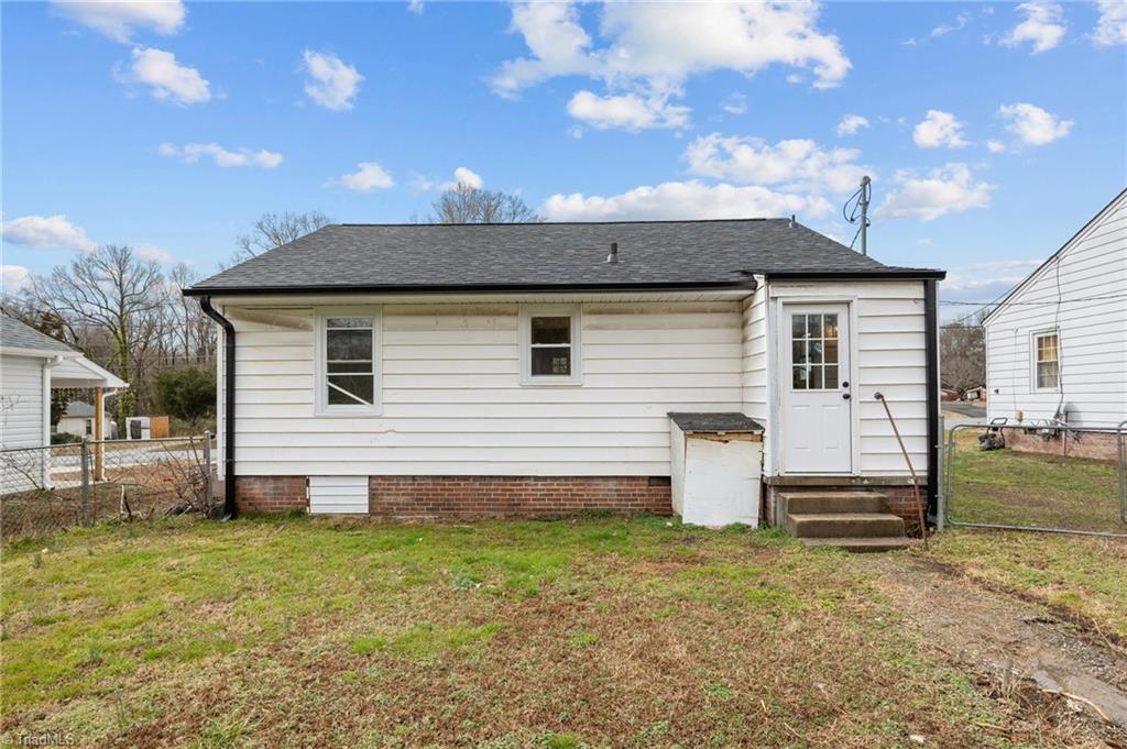 409 Walker Avenue, Graham, North Carolina image 18
