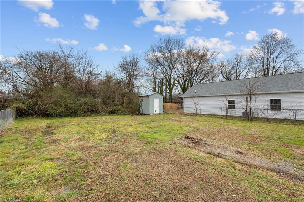 409 Walker Avenue, Graham, North Carolina image 19