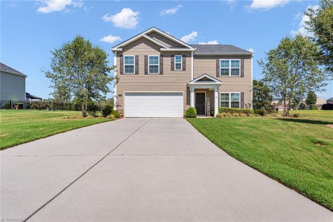 Homes For Sale - 350 Daniel Drive<br/> Lexington, NC 27295