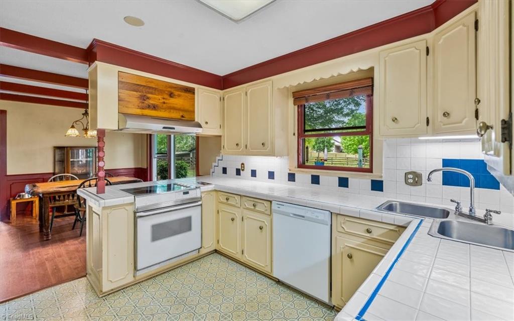 9020 Deer Hill Road, Belews Creek, North Carolina image 21