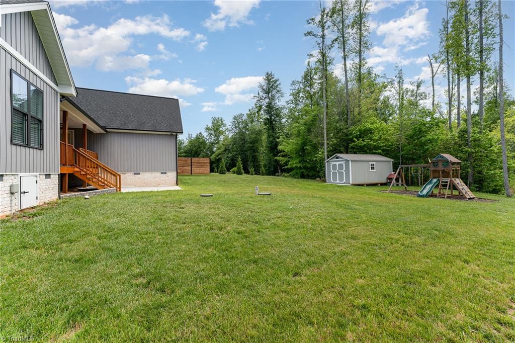 7511 Monty Drive, Kernersville, North Carolina image 39