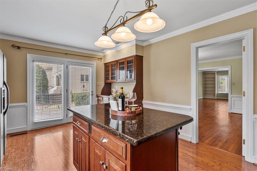 Greensboro, North Carolina 27403, United States, 3 Bedrooms Bedrooms, ,3 BathroomsBathrooms,Residential,Pending,82044