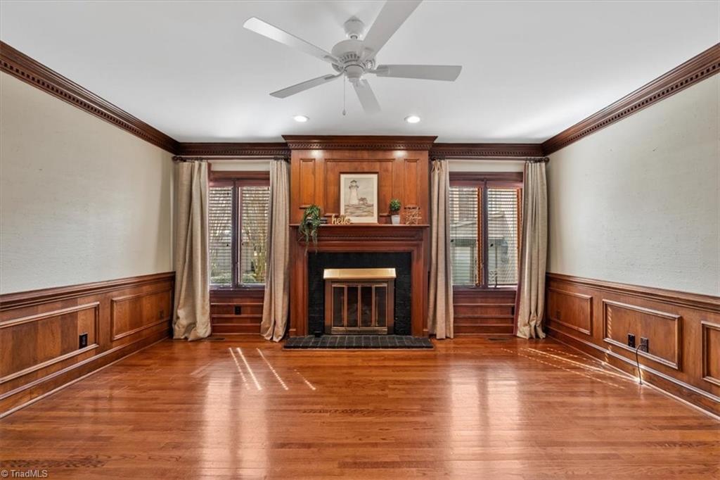 Greensboro, North Carolina 27403, United States, 3 Bedrooms Bedrooms, ,3 BathroomsBathrooms,Residential,Pending,82044