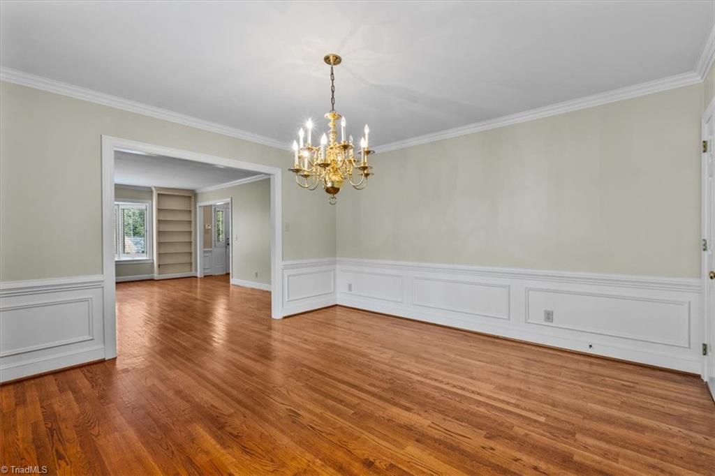 Greensboro, North Carolina 27403, United States, 3 Bedrooms Bedrooms, ,3 BathroomsBathrooms,Residential,Pending,82044