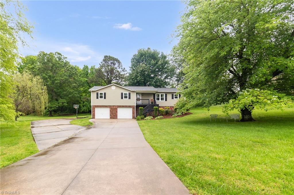 107 Blair Drive, Archdale, North Carolina image 2