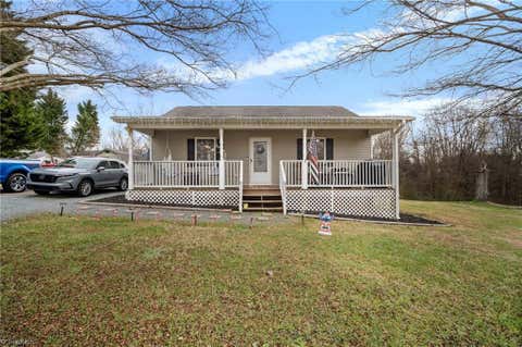 Photo for 1304 Hollow Forest Road