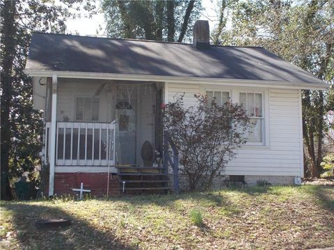 Photo for 811 Putnam Street