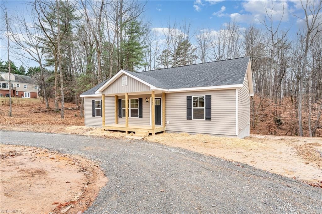 Photo of 129 Lake Street, Elkin, NC 28621 (MLS # 1203985)