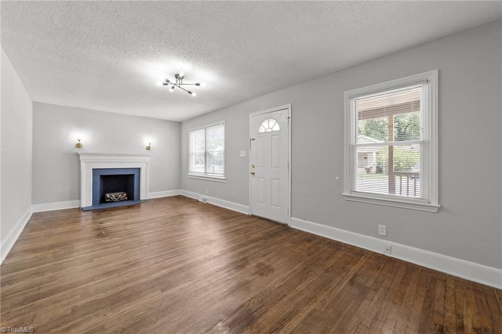 Photo of 908 Lincoln Street, Greensboro, NC 27401 (MLS # 1205316)