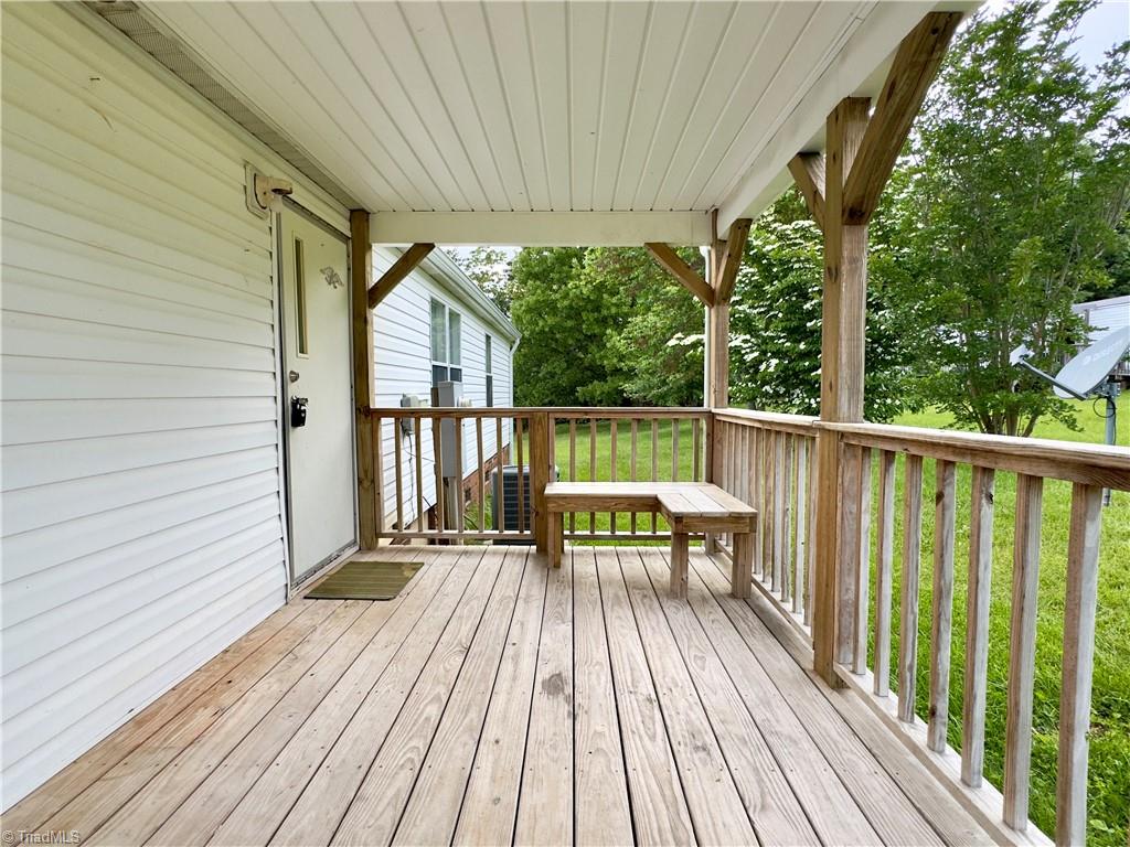 1020 Willow Creek Drive, Pinnacle, North Carolina image 18