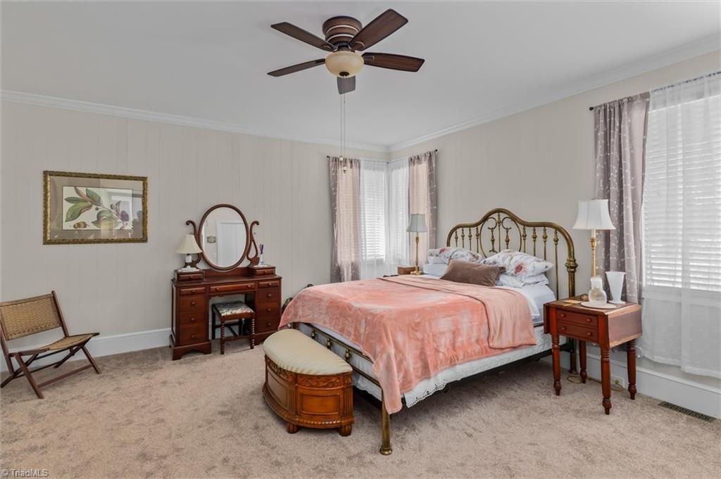479 Lawrelyn Drive, Mount Airy, North Carolina image 17