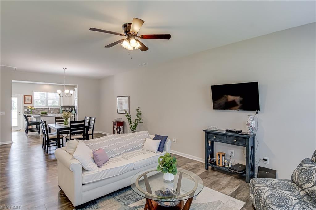 1438 Crestlawn Trail, Pfafftown, North Carolina image 6