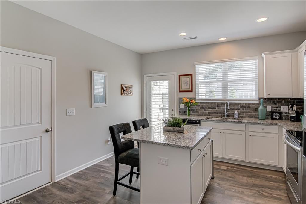 1438 Crestlawn Trail, Pfafftown, North Carolina image 12