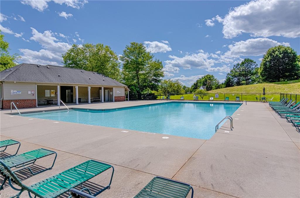 1438 Crestlawn Trail, Pfafftown, North Carolina image 30