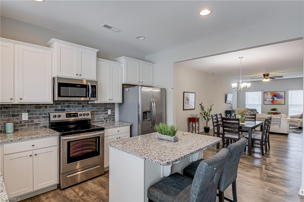 1438 Crestlawn Trail, Pfafftown, North Carolina image 15