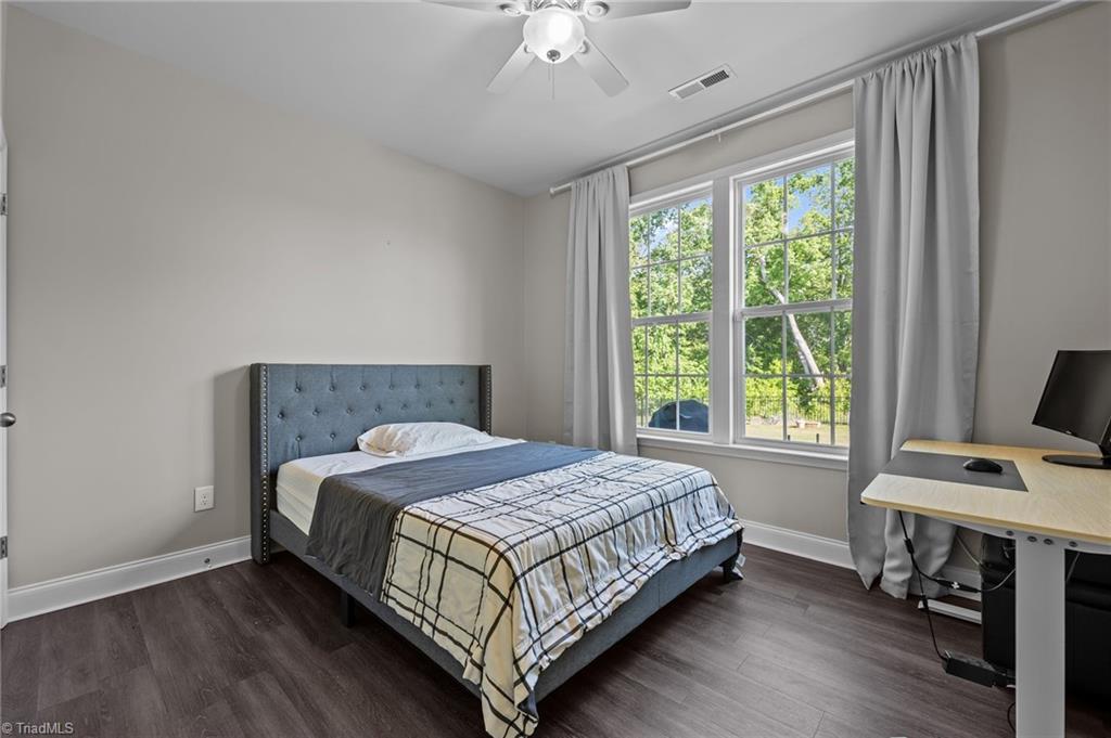 1042 Cardross Street, Burlington, North Carolina image 13
