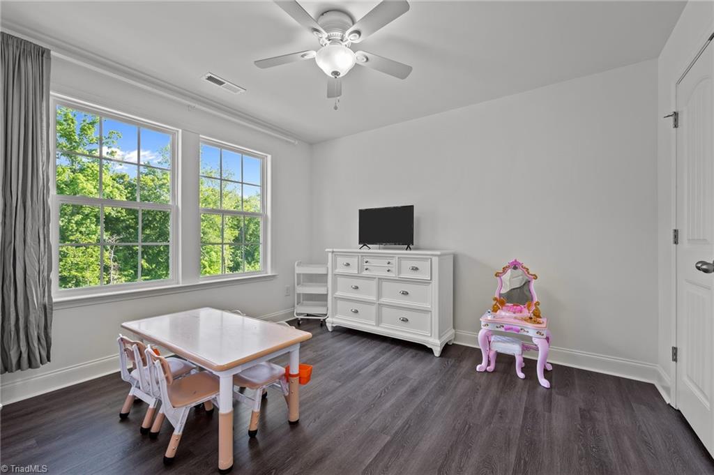 1042 Cardross Street, Burlington, North Carolina image 23