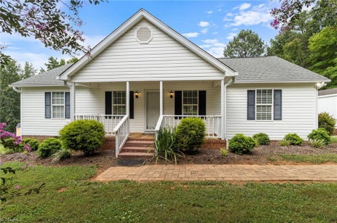 Homes For Sale - 1701 Daniels Farm Road<br/> Mebane, NC 27302