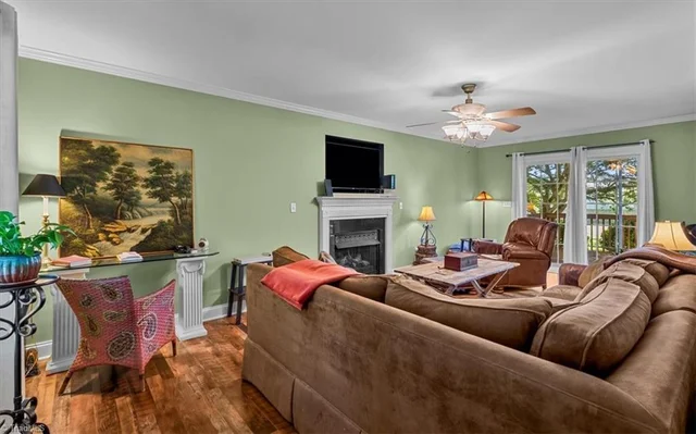 7053 Mcleansville Road, photo 4 of 38