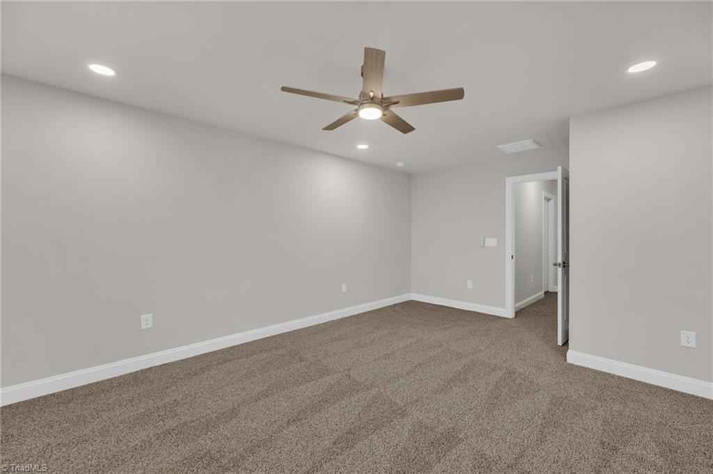 Madison, North Carolina 27025, United States, 3 Bedrooms Bedrooms, ,3 BathroomsBathrooms,Residential,Active,250945