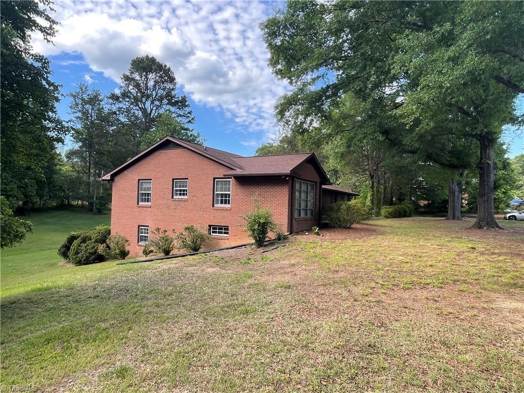 1706 Windsor Drive, High Point, North Carolina image 5