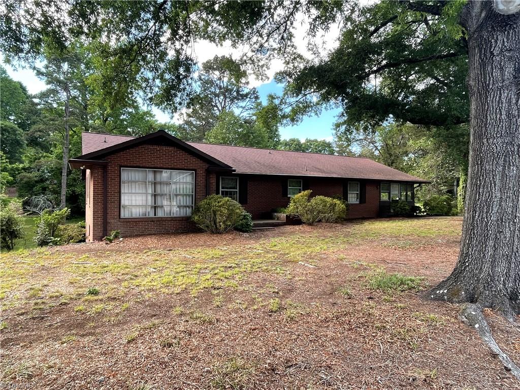 1706 Windsor Drive, High Point, North Carolina image 2